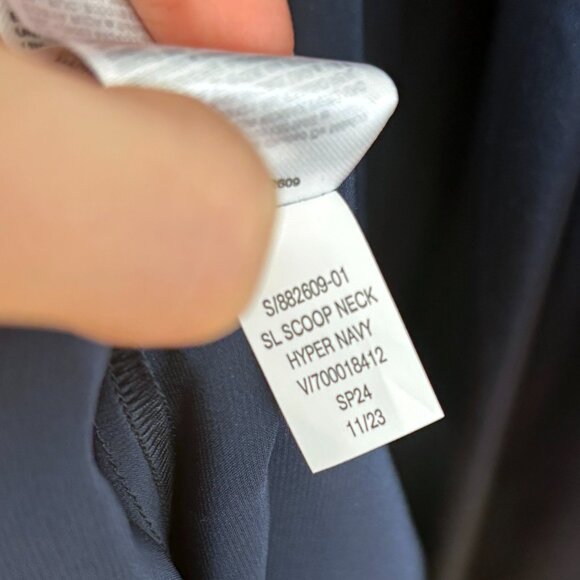 Banana Republic Serenade Dress 100% Silk Maxi Navy Blue Long Tank Flowy Small S - Picture 13 of 14